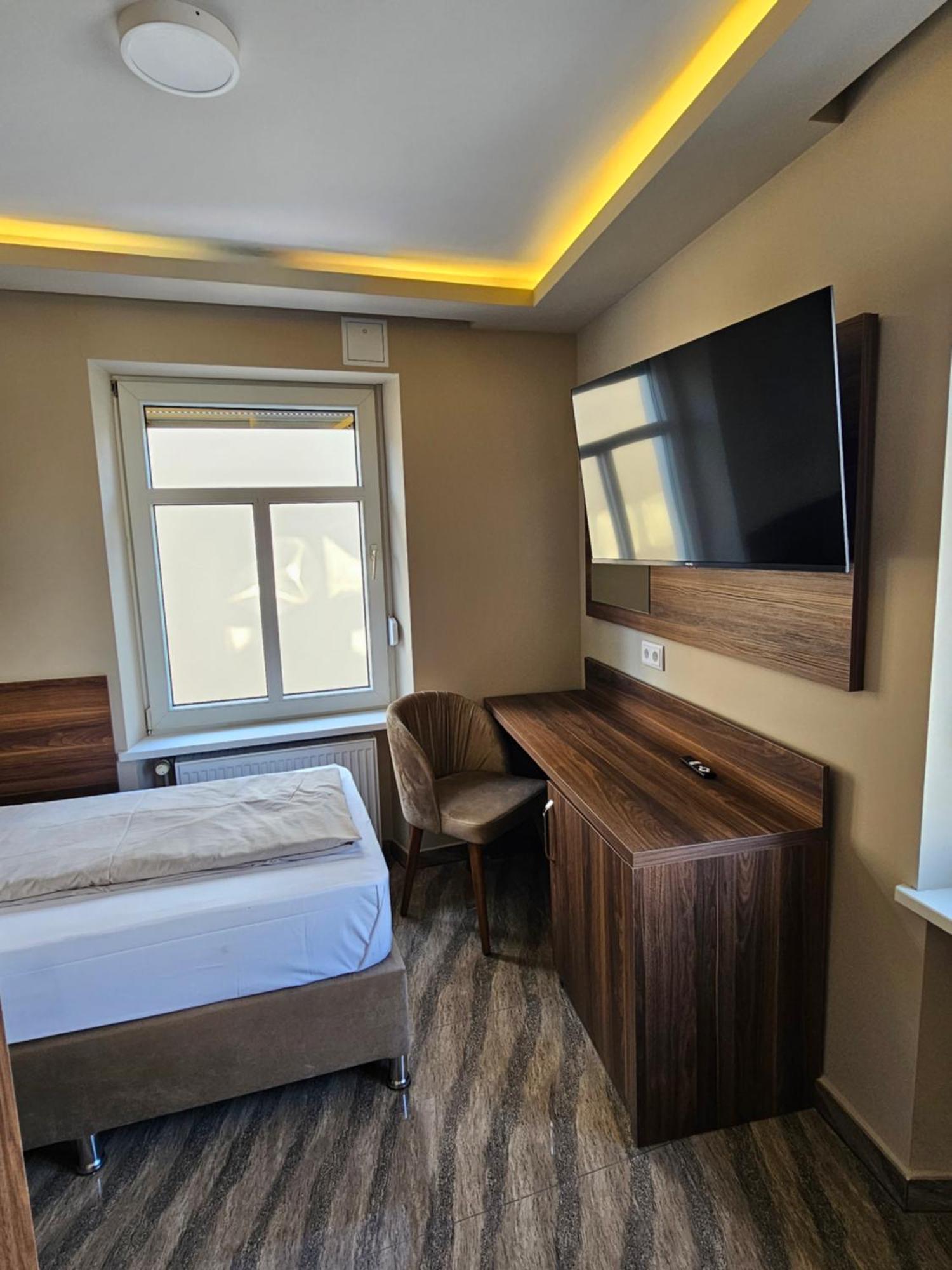 Hotel City Faber Вормс Экстерьер фото